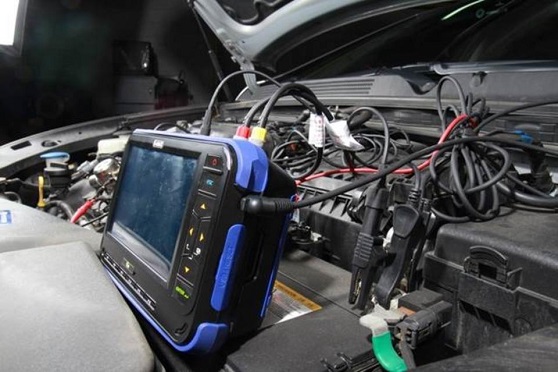 Servicio de Scanner automotriz en barranquilla Escaner para carros a domicilio, revision, mantenimiento diagnostico y especialistas en scanners automotrices (4)