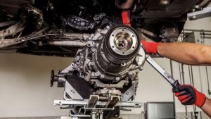 Taller de reparacion, diagnostico, cambio de aceite y mantenimiento de cajas mecánicas para carros en barranquilla - expertos en cajas de cambios manuales (1 (8)